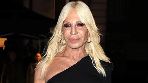 dove abita donatella versace|donatella versace meaning.